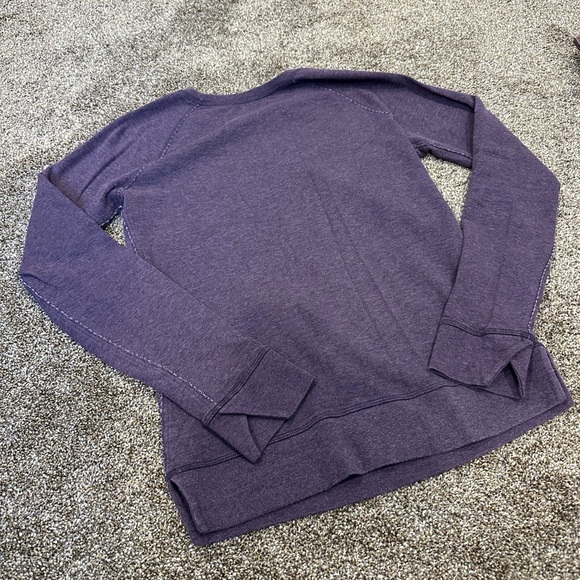 Women’s Lululemon Reversible Crewneck - Picture 3 of 5
